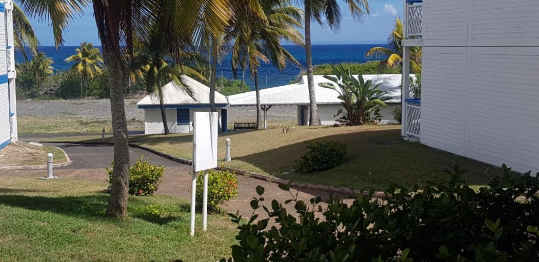 Romantique Et Bel Appartement En Bord De La Mer, Piscine Surveillee Et Belle Plage A 50M Saint-Francois  Eksteriør billede